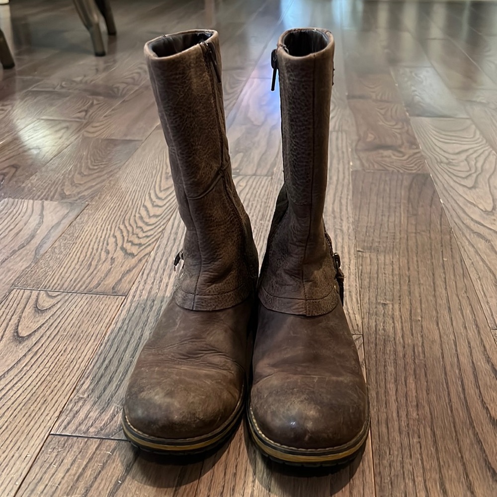 Clarks boots
